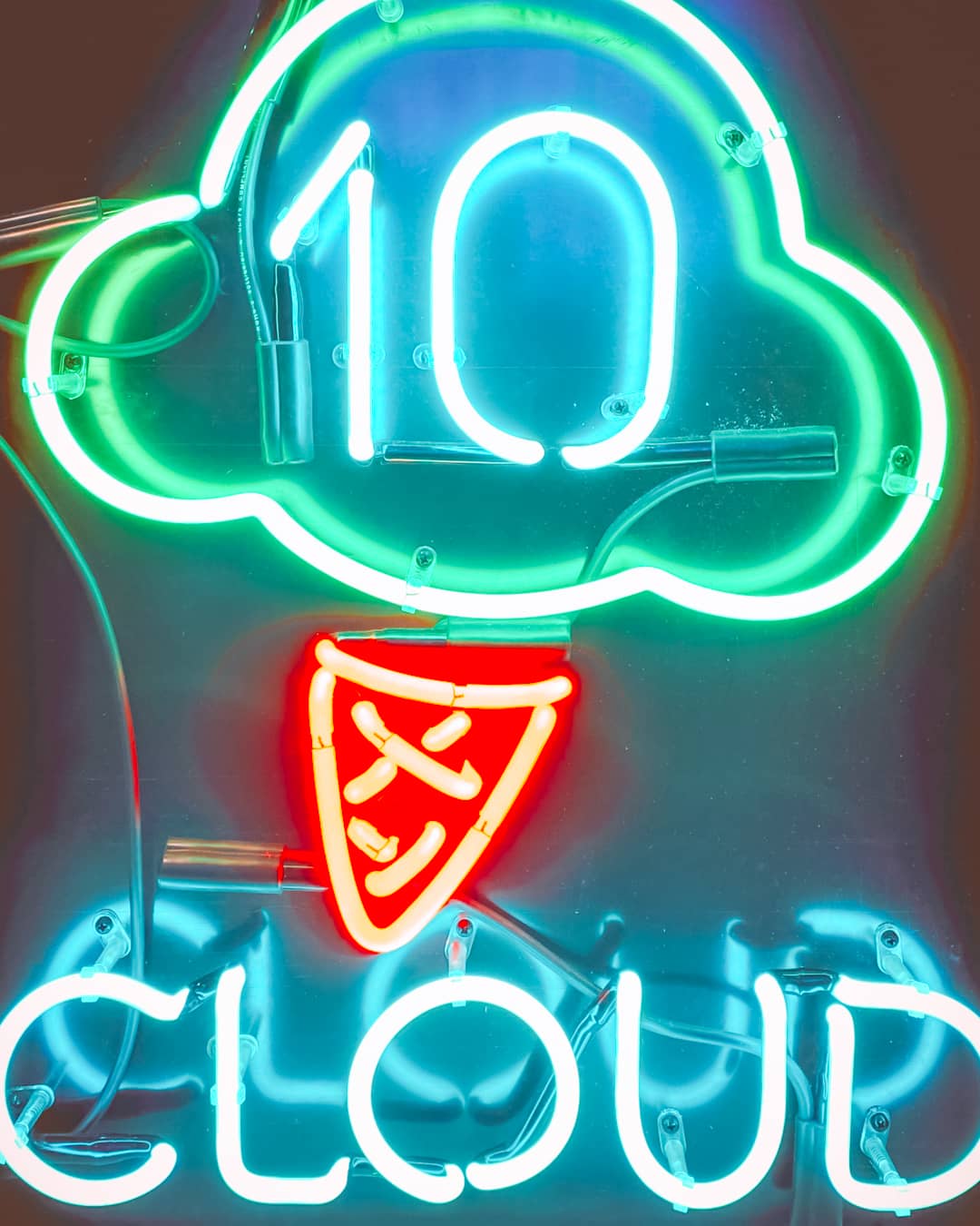 Sign of Cloud 10 Creamery