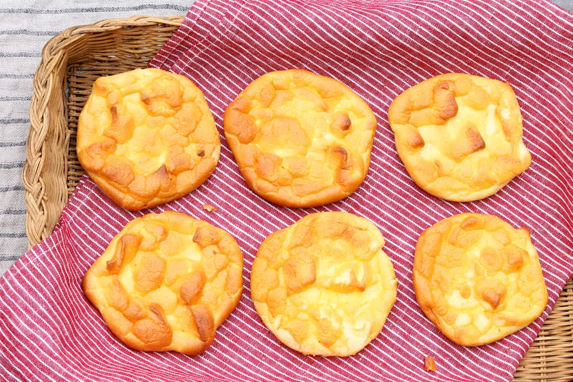 4-Ingredient Low-Carb Cloud Bread