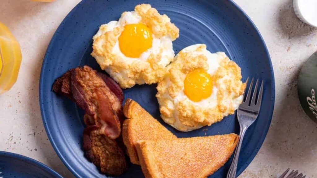 How to make Cloud Eggs, the fluffiest viral recipe