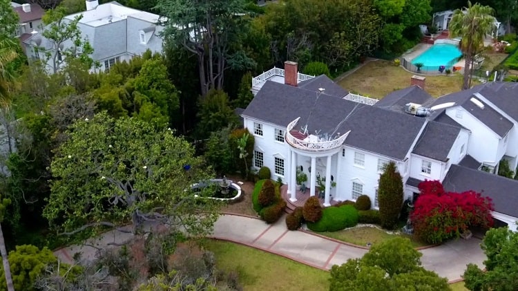 Aerial photo of the Brentwood house used to film exterior shots of the Banks mansion.